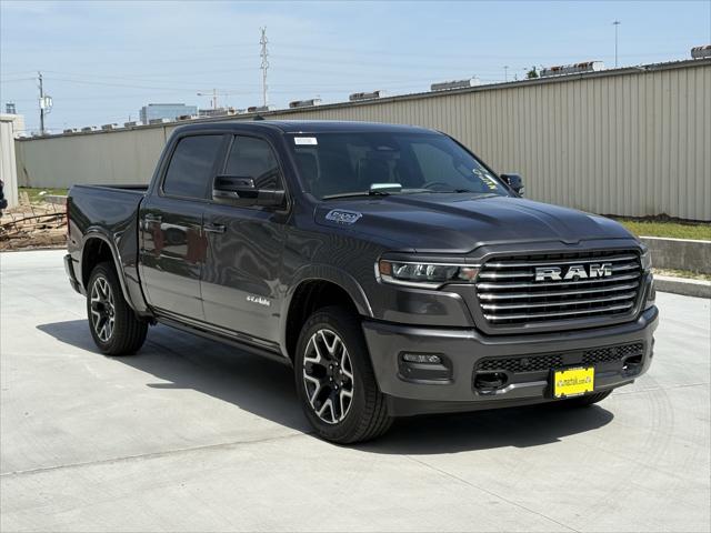 2025 RAM Ram 1500 RAM 1500 LARAMIE CREW CAB 4X4 57 BOX