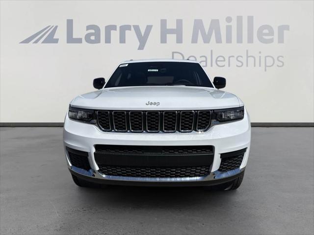 2025 Jeep Grand Cherokee GRAND CHEROKEE L LAREDO X 4X4