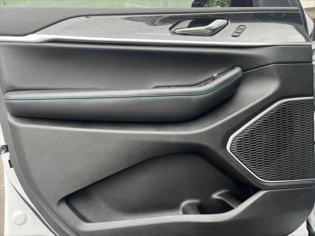 2025 Jeep Grand Cherokee Trailhawk