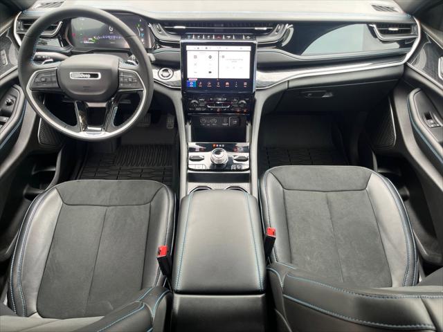 2025 Jeep Grand Cherokee Trailhawk