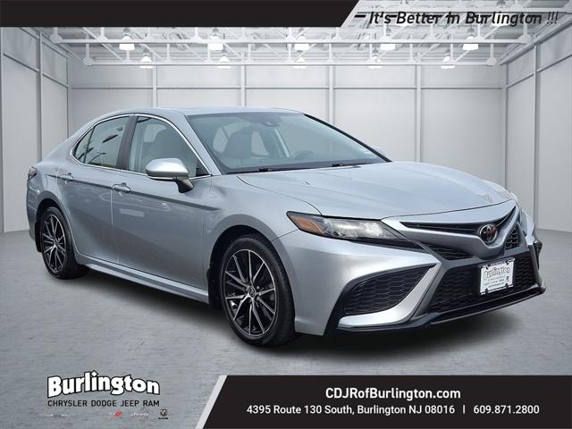 2022 Toyota Camry SE AWD