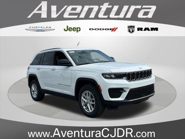 2025 Jeep Grand Cherokee GRAND CHEROKEE LAREDO X 4X2