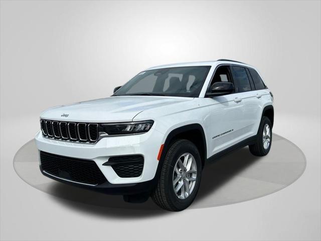2025 Jeep Grand Cherokee GRAND CHEROKEE LAREDO X 4X2