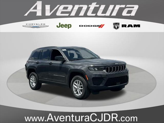 2025 Jeep Grand Cherokee GRAND CHEROKEE LAREDO X 4X2