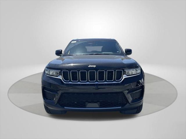 2025 Jeep Grand Cherokee GRAND CHEROKEE LAREDO X 4X2