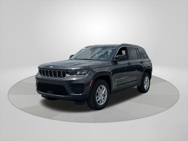 2025 Jeep Grand Cherokee GRAND CHEROKEE LAREDO X 4X2