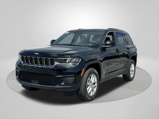 2025 Jeep Grand Cherokee GRAND CHEROKEE LAREDO X 4X2
