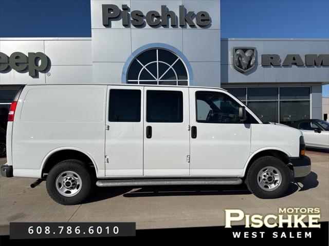 2022 GMC Savana Cargo RWD 2500 Regular Wheelbase Work Van