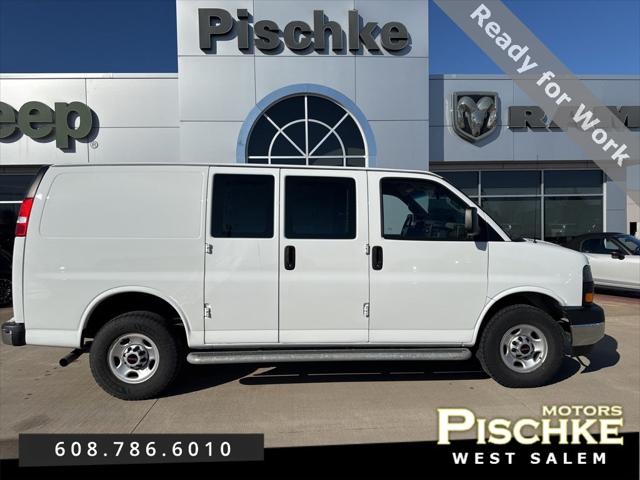 2022 GMC Savana Cargo RWD 2500 Regular Wheelbase Work Van