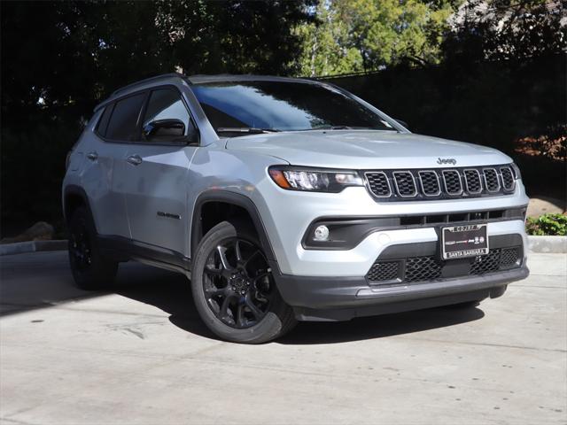 2025 Jeep Compass COMPASS LATITUDE 4X4