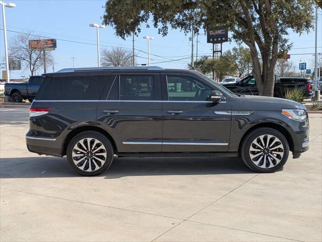 2022 Lincoln Navigator Reserve