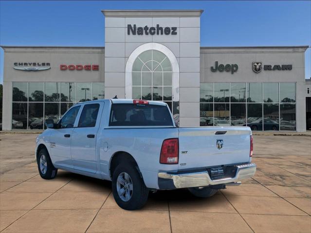 2022 RAM 1500 Classic SLT Crew Cab 4x2 57 Box