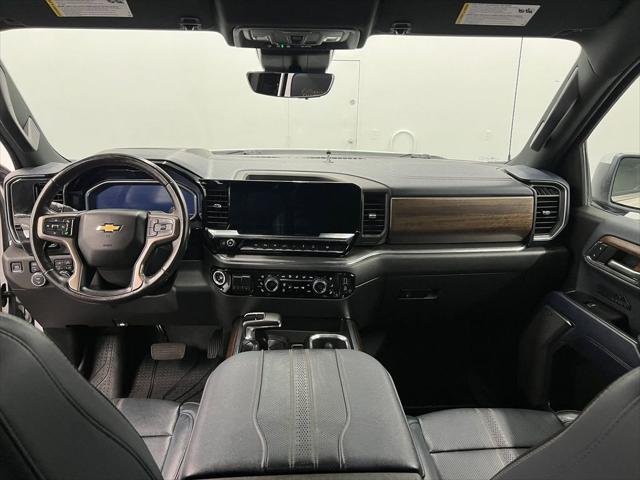 2023 Chevrolet Silverado 1500 4WD Crew Cab Short Bed High Country