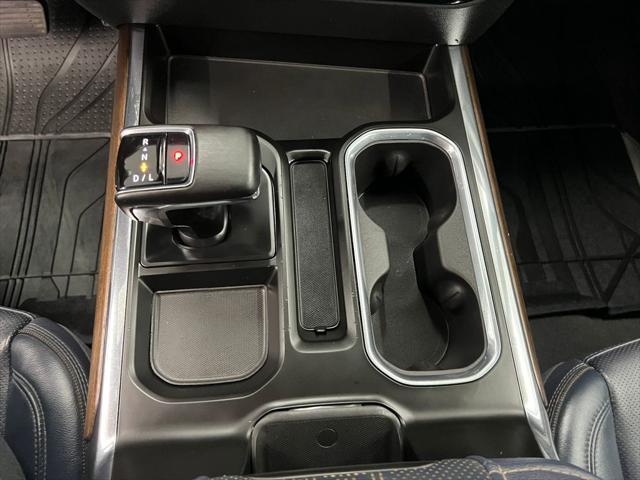 2023 Chevrolet Silverado 1500 4WD Crew Cab Short Bed High Country