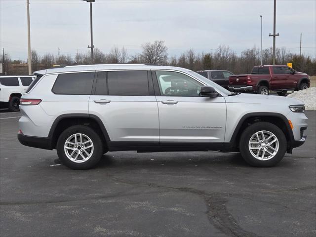 2023 Jeep Grand Cherokee L Laredo 4x4