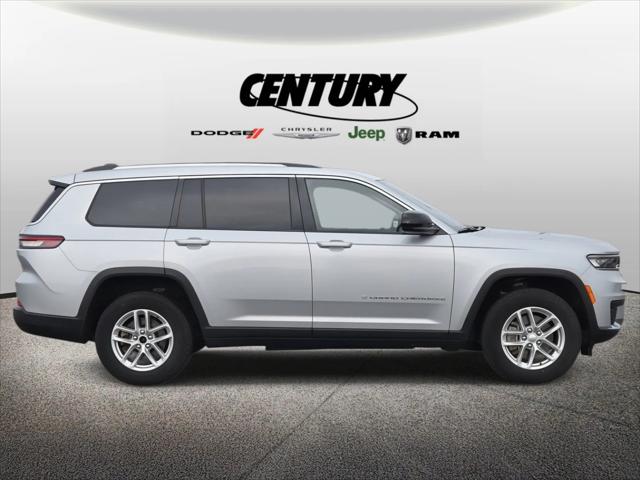 2023 Jeep Grand Cherokee L Laredo 4x4