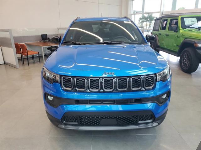 2025 Jeep Compass COMPASS LATITUDE 4X4