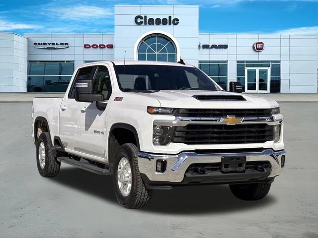 2024 Chevrolet Silverado 2500HD 4WD Crew Cab Standard Bed LT