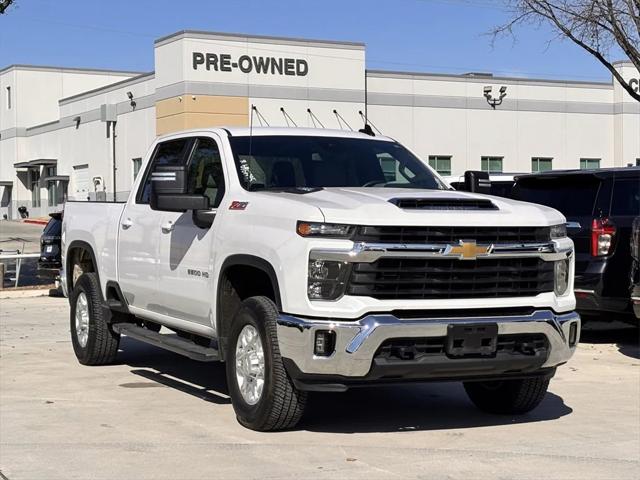 2024 Chevrolet Silverado 2500HD 4WD Crew Cab Standard Bed LT