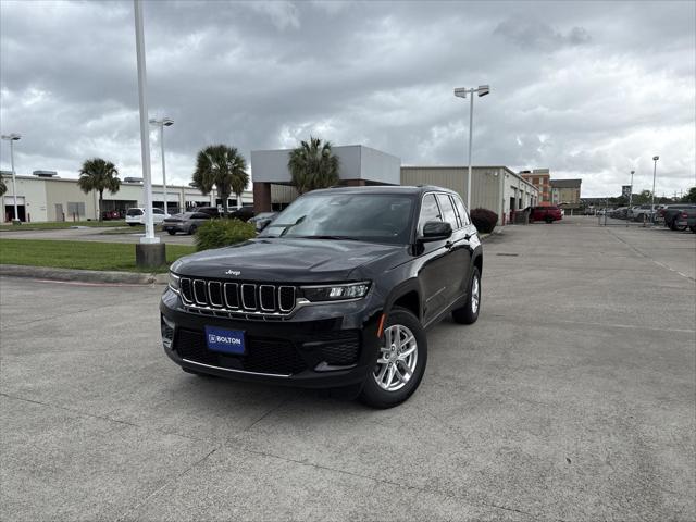 2025 Jeep Grand Cherokee GRAND CHEROKEE LAREDO X 4X2