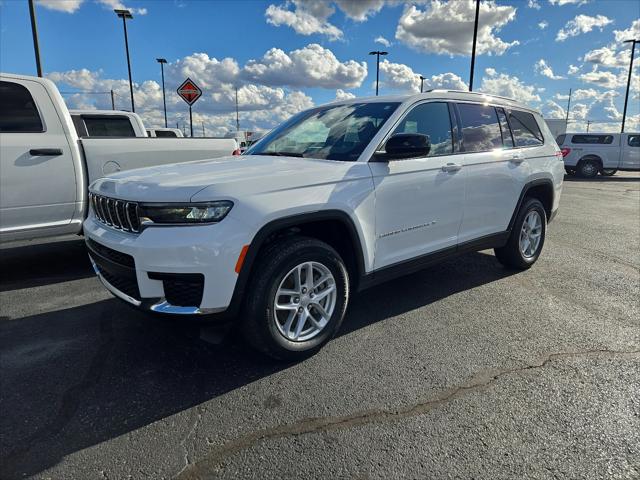 2024 Jeep Grand Cherokee L Laredo 4x4