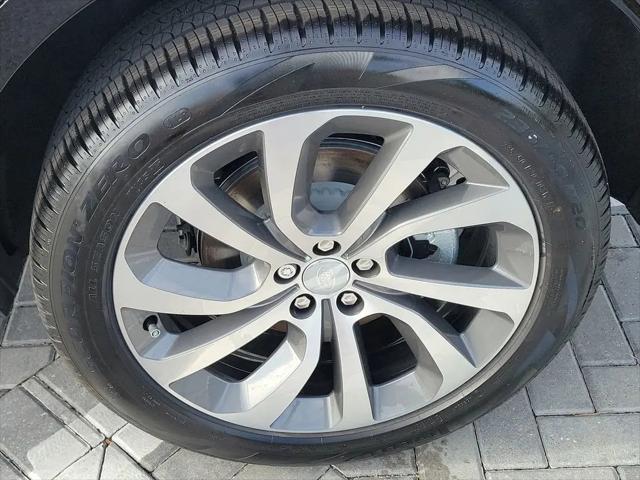 2025 Land Rover Discovery Sport Dynamic SE
