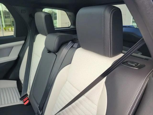 2025 Land Rover Discovery Sport Dynamic SE