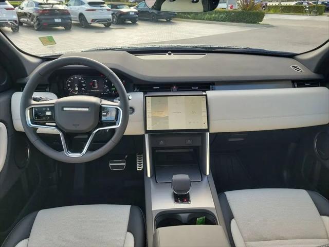 2025 Land Rover Discovery Sport Dynamic SE