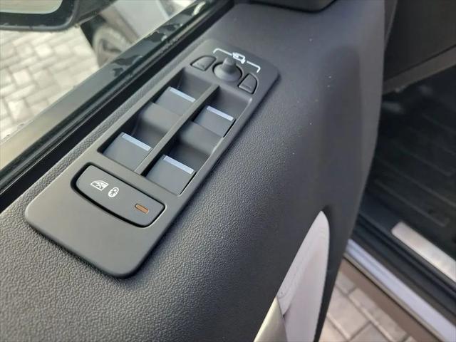 2025 Land Rover Discovery Sport Dynamic SE
