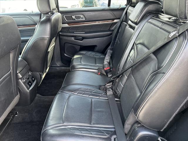 2017 Ford Explorer Platinum