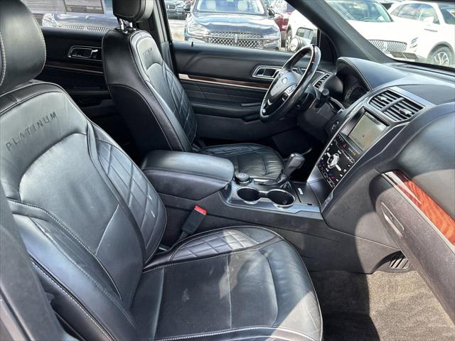 2017 Ford Explorer Platinum