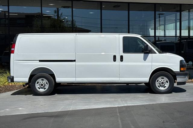 2025 GMC Savana Cargo RWD 2500 Extended Wheelbase Work Van