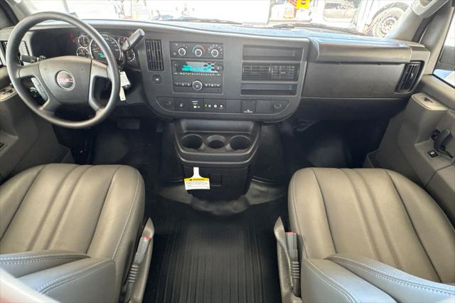 2025 GMC Savana Cargo RWD 2500 Extended Wheelbase Work Van