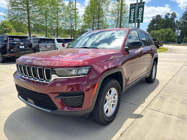 2023 Jeep Grand Cherokee Laredo 4x2
