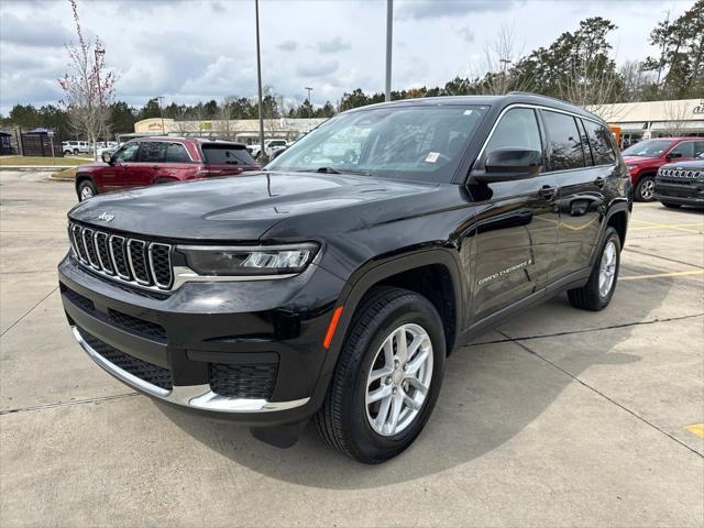 2023 Jeep Grand Cherokee L Laredo 4x2