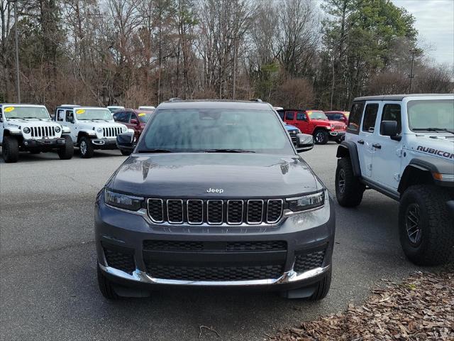 2025 Jeep Grand Cherokee GRAND CHEROKEE L LAREDO X 4X4