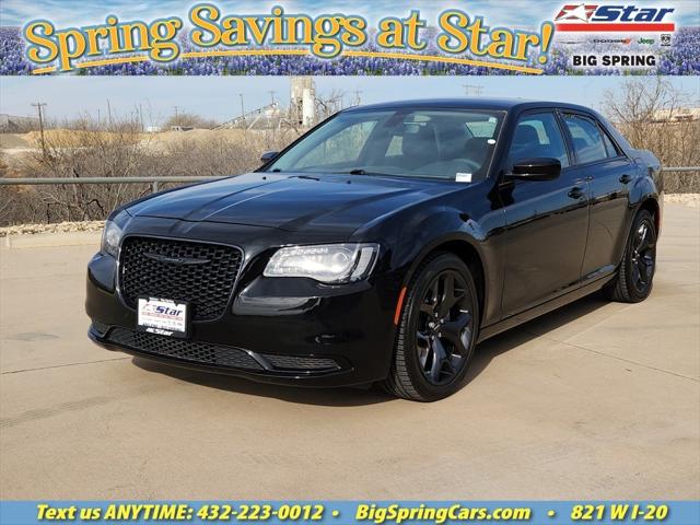 2023 Chrysler 300 Touring