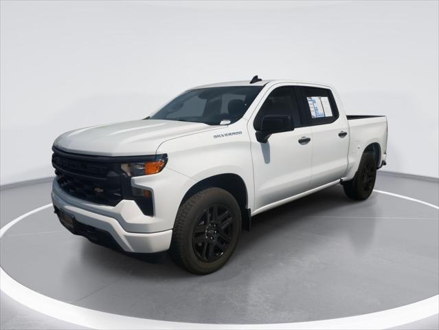 2022 Chevrolet Silverado 1500 2WD Crew Cab Short Bed Custom