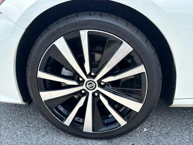 2021 Nissan Altima SR FWD