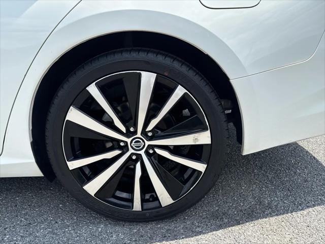 2021 Nissan Altima SR FWD