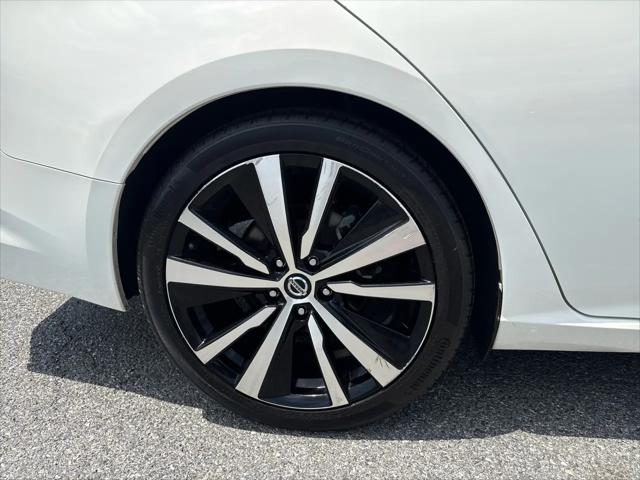 2021 Nissan Altima SR FWD
