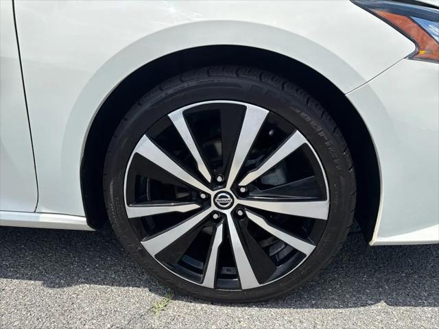 2021 Nissan Altima SR FWD