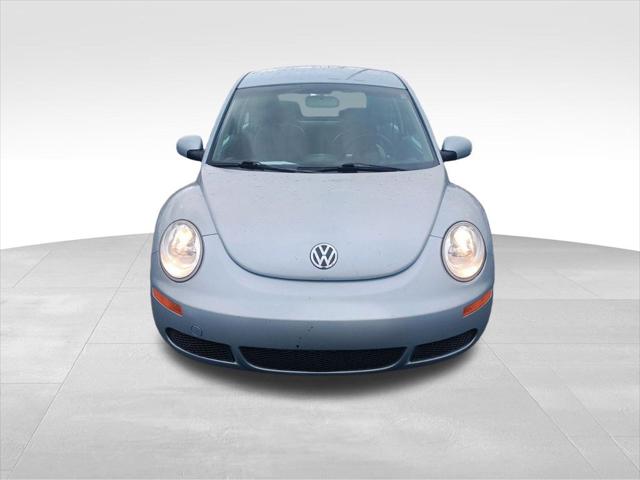 Used 2009 Volkswagen New Beetle For Sale in Muscle Shoals, AL