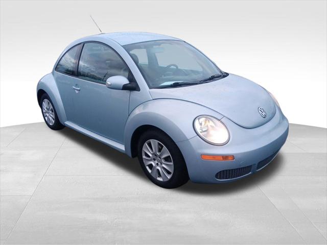 Used 2009 Volkswagen New Beetle For Sale in Muscle Shoals, AL