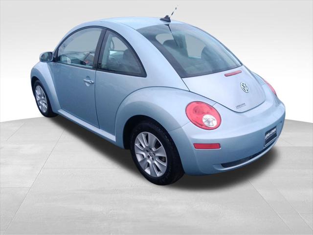 Used 2009 Volkswagen New Beetle For Sale in Muscle Shoals, AL