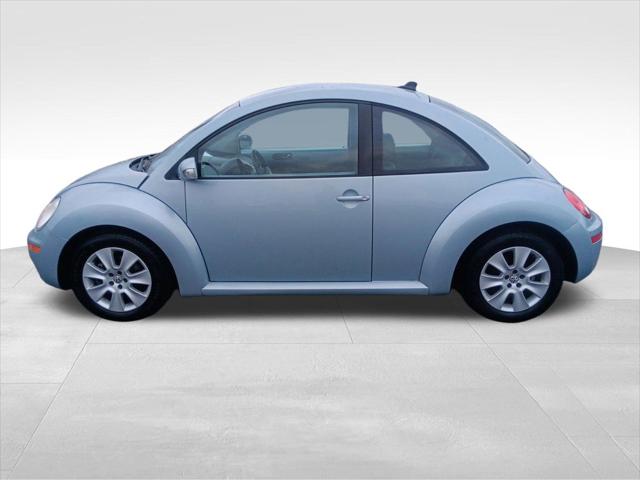 Used 2009 Volkswagen New Beetle For Sale in Muscle Shoals, AL