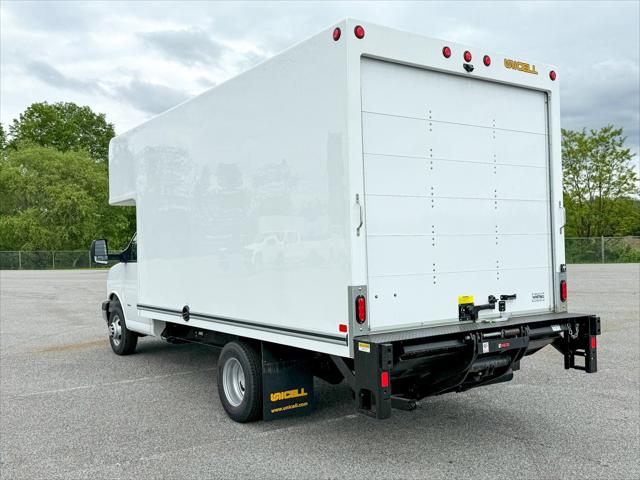 2025 Chevrolet Express Cutaway Work Van
