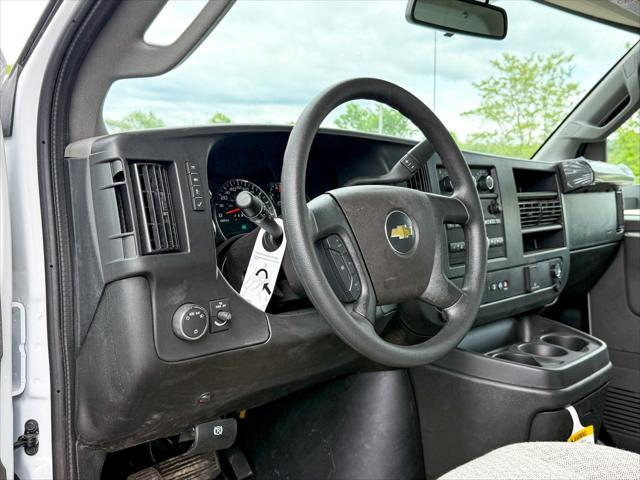 2025 Chevrolet Express Cutaway Work Van