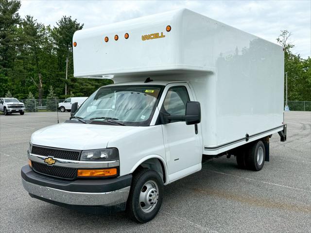 2025 Chevrolet Express Cutaway Work Van