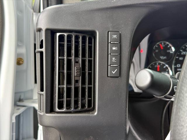 2025 Chevrolet Express Cutaway Work Van